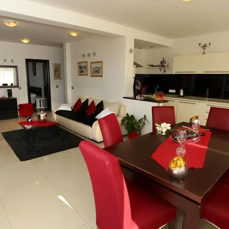 Holiday Slavica - With Pool Trogir